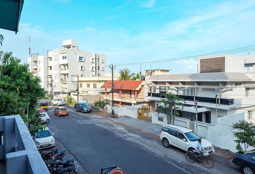 בית מלון כפרי Treebo Sea Rock