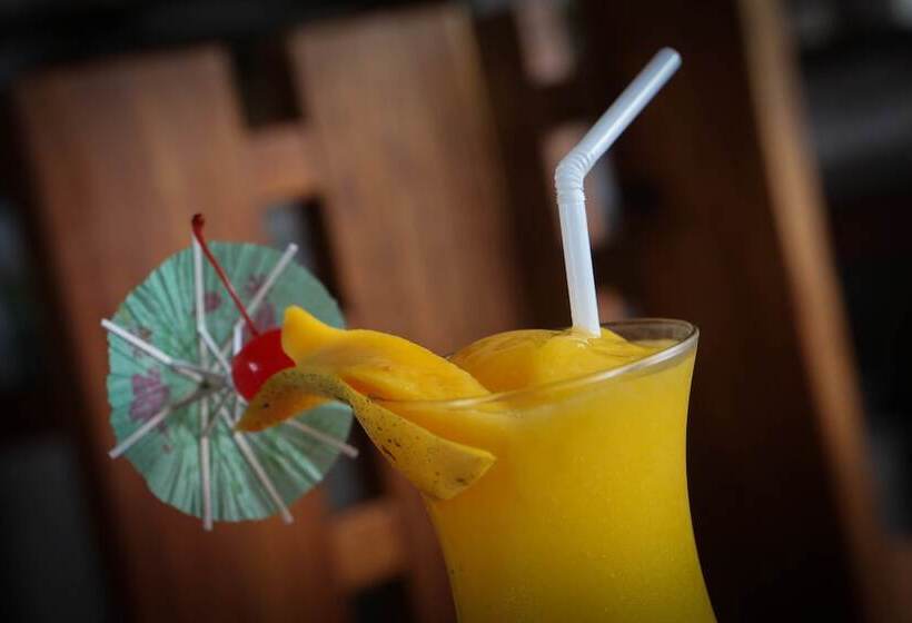 هتل Coron Soleil Garden Resort