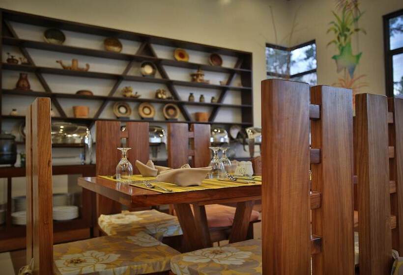 هتل Coron Soleil Garden Resort