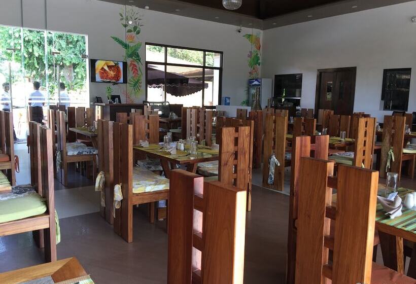 هتل Coron Soleil Garden Resort