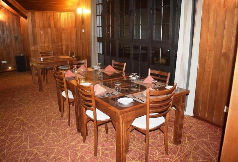 Отель Daffodil S