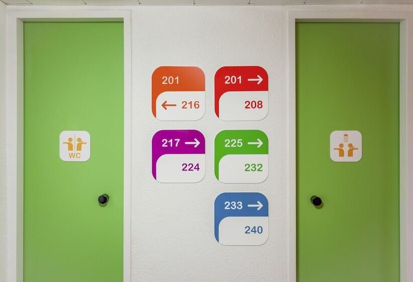 Отель F1 Evreux Sud