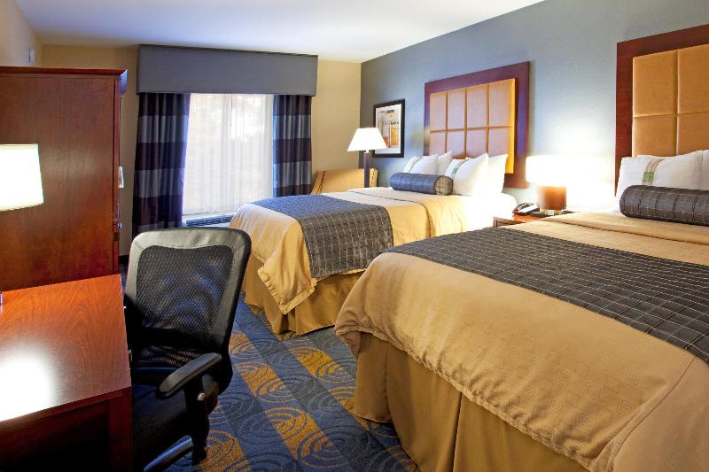 فندق Fairfield Inn & Suites By Marriott Atlanta Stockbridge