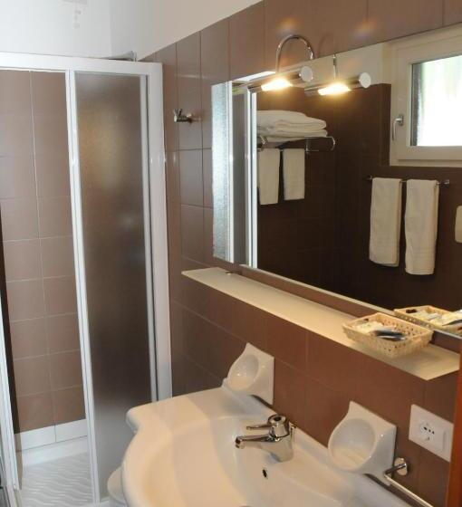 בית מלון כפרי Garni Arnica S