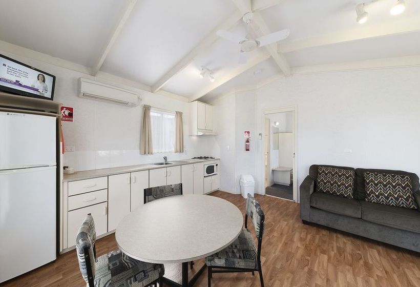 בית מלון כפרי Benalla Tourist Park