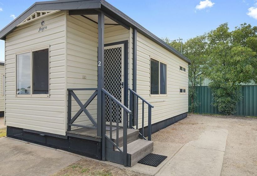 فندق Benalla Tourist Park