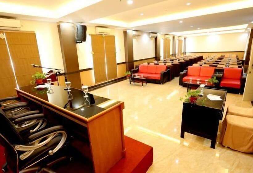 酒店 Grand Permata Hati