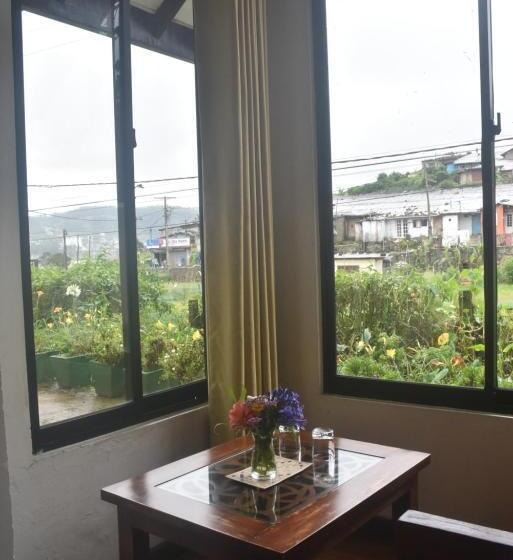 호텔 Gregorys Bungalow