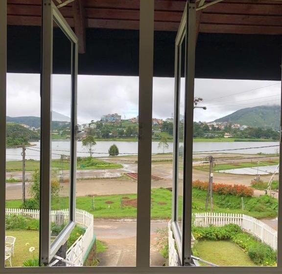 호텔 Gregorys Bungalow