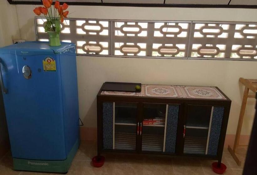 ホテル Happy Resort