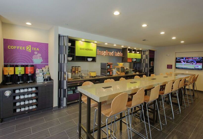 Отель Home2 Suites By Hilton Portland