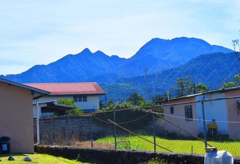 Отель Hostal Victoria Volcan Chiriqui
