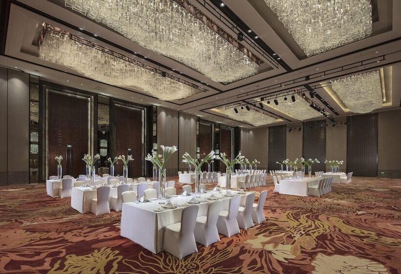 Hualuxe Hotels & Resorts Zhangjiakou, An Ihg