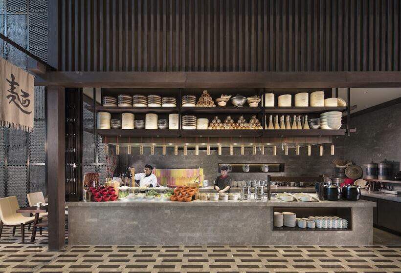 Hualuxe Hotels & Resorts Zhangjiakou, An Ihg