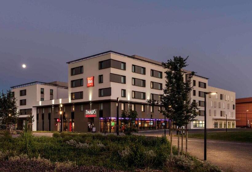 בית מלון כפרי Ibis Saint Quentin En Yvelines Velodrome