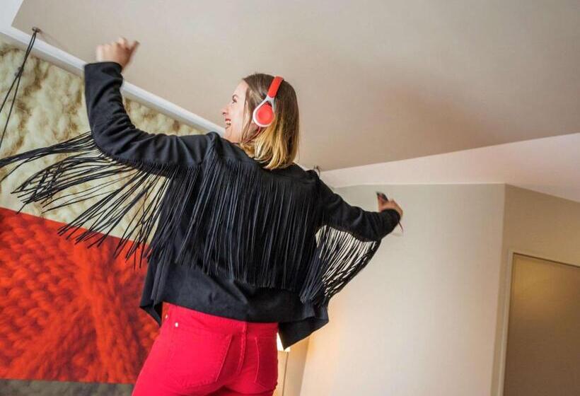 בית מלון כפרי Ibis Saint Quentin En Yvelines Velodrome