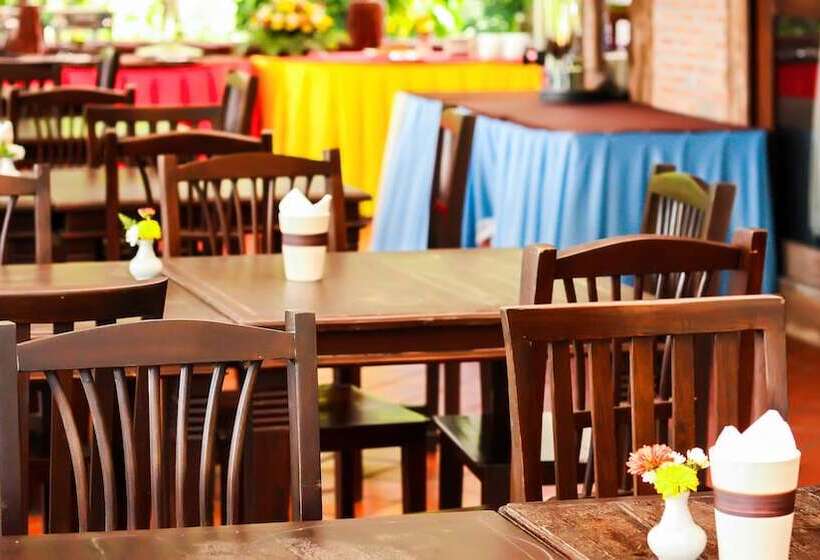 Отель Insda Resort Chiang Mai