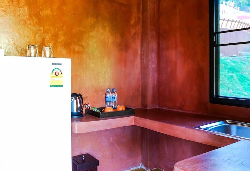 Отель Insda Resort Chiang Mai