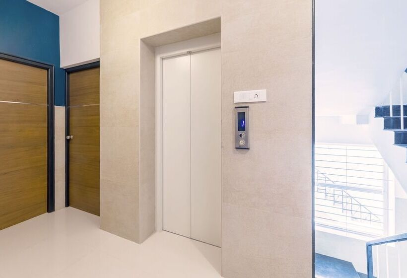 Itsy Hotels Corner Stay