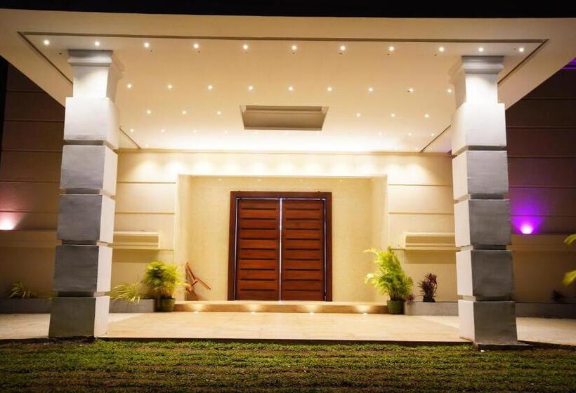 Отель Jade Green Hambantota