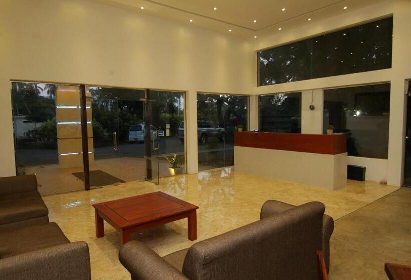 Отель Jade Green Hambantota