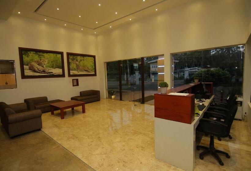 Отель Jade Green Hambantota
