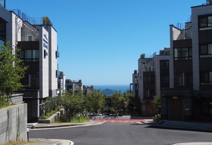 בית מלון כפרי Healthcare Town Resort