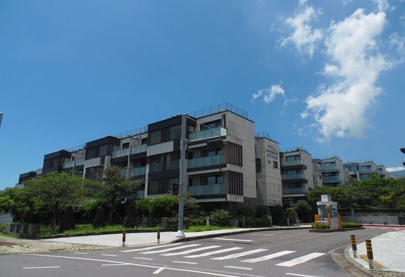 בית מלון כפרי Healthcare Town Resort