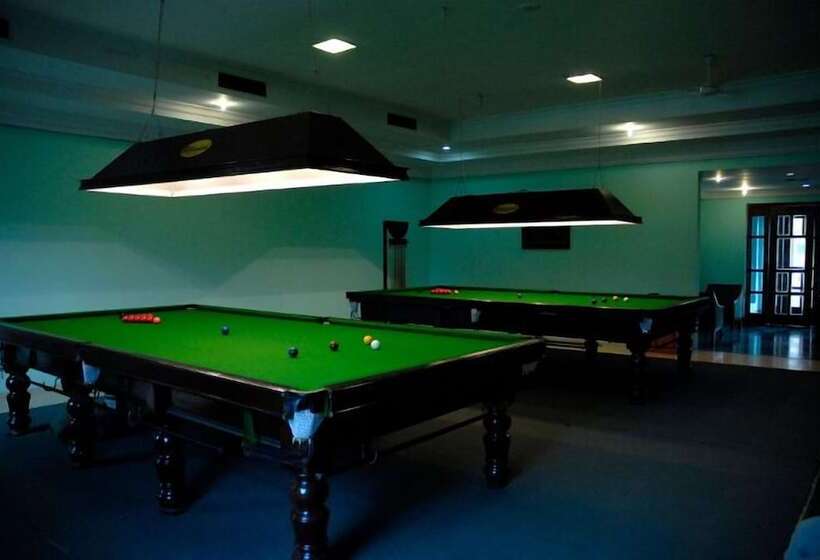 فندق The Lake Land Country Club Residency