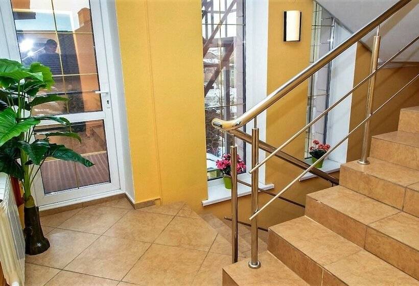 هتل Marton Rokossovskogo