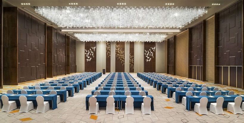 Meixi Lake Hotel, A Luxury Collection Hotel, Changsha