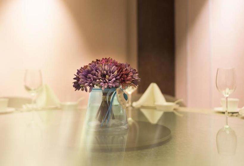 هتل Intercity Shanghai Hongqiao Airport