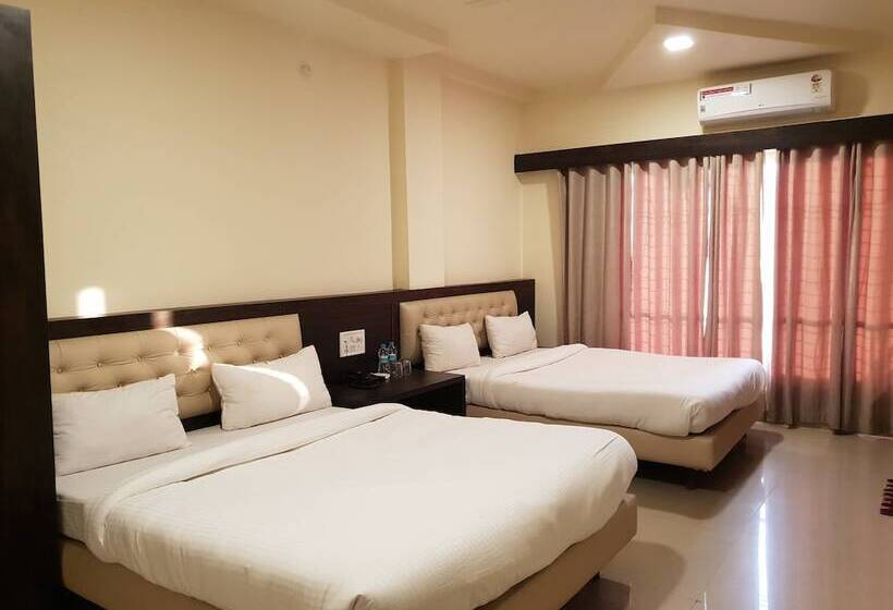 Отель Mittal Avenue & Paradise