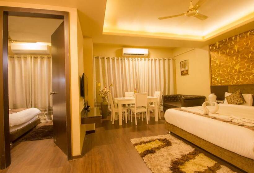 Отель Mittal Avenue & Paradise