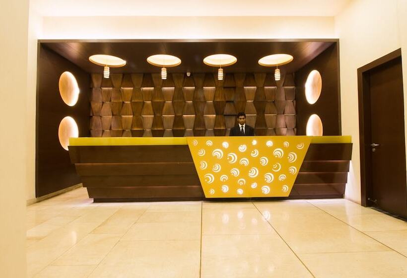 Отель Mittal Avenue & Paradise