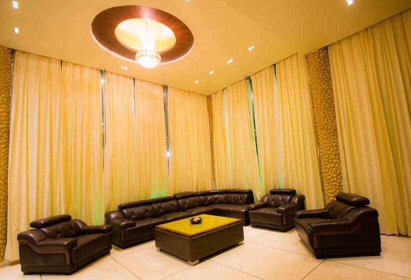 Отель Mittal Avenue & Paradise