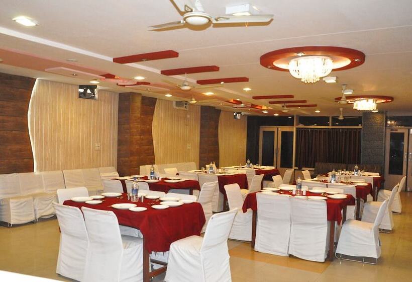 Отель Muskan Palace