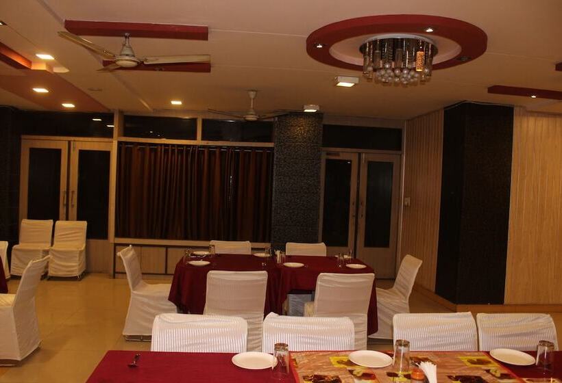 Отель Muskan Palace