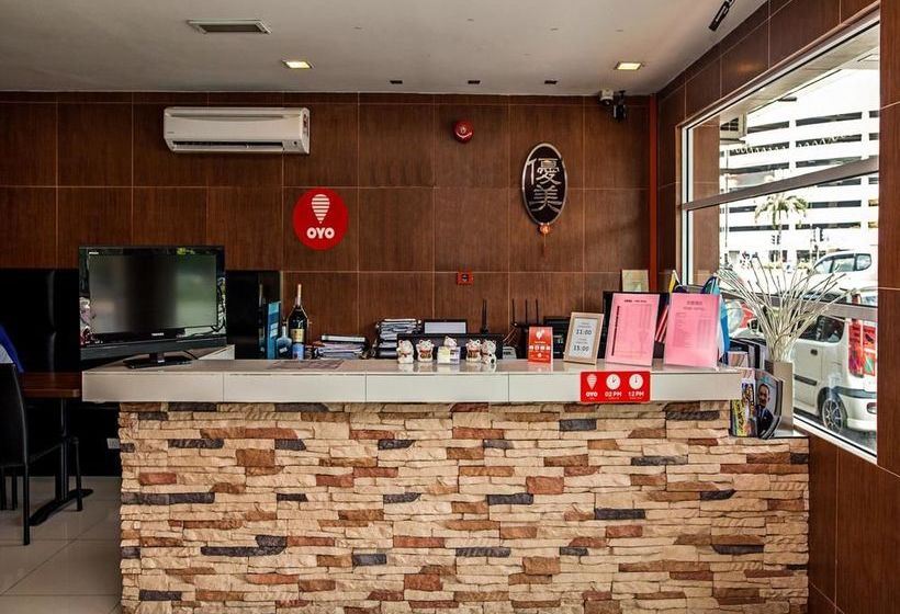 ホテル Oyo Rooms Center Point Mall