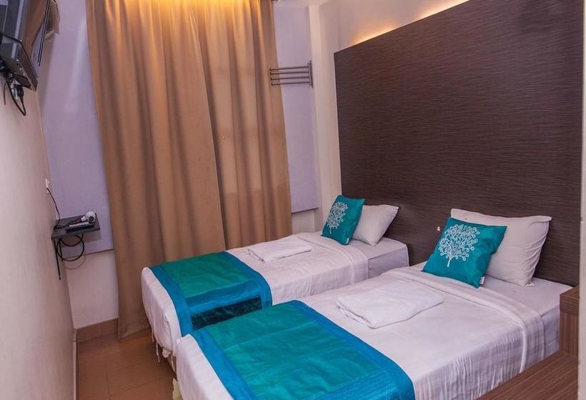 ホテル Oyo Rooms Center Point Mall