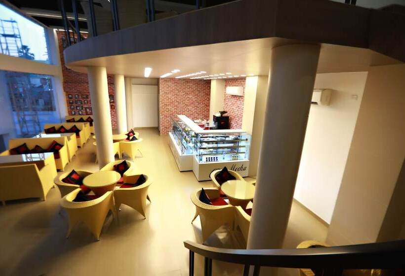 בית מלון כפרי Patliputra Continental