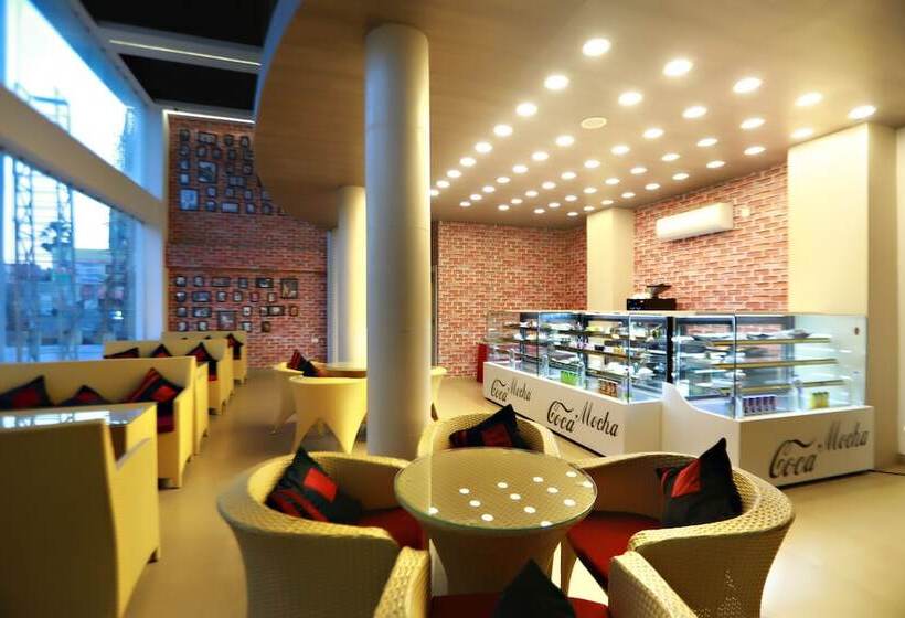 בית מלון כפרי Patliputra Continental