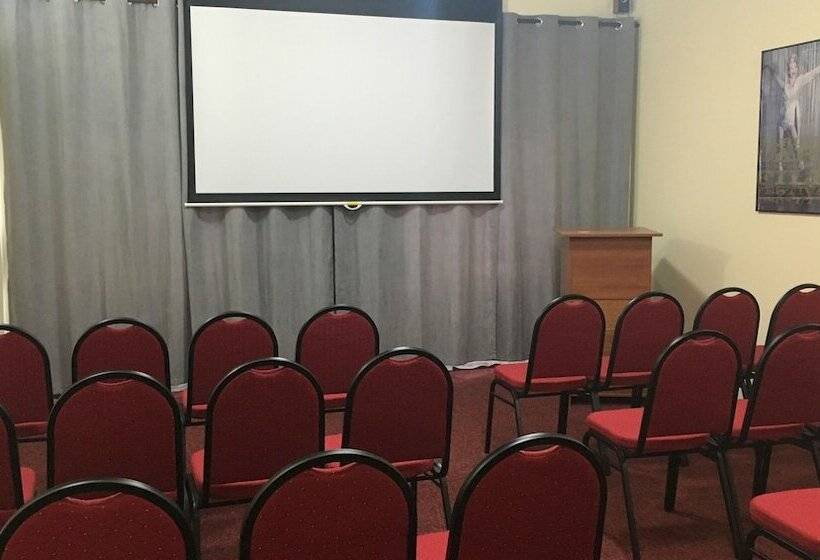 Отель Pension Village