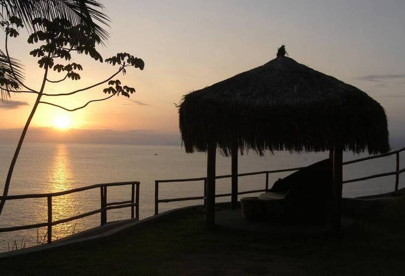 ホテル Pousada Singuitta Ilhabela