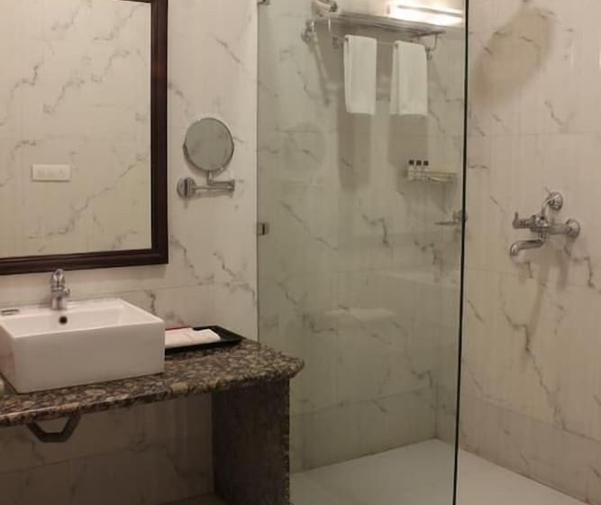 هتل Regenta Central Mewargarh, Near Biological Park