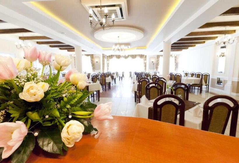 酒店 Restauracja Koral