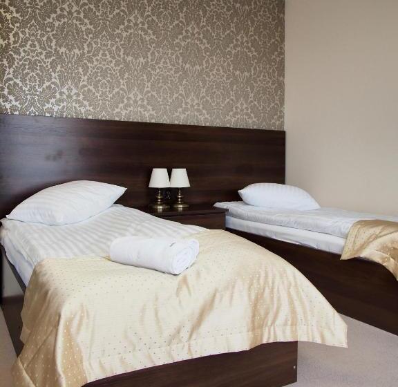 酒店 Restauracja Koral