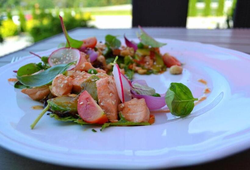 酒店 Restauracja Koral