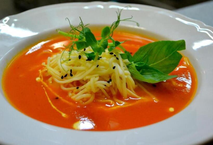 酒店 Restauracja Koral