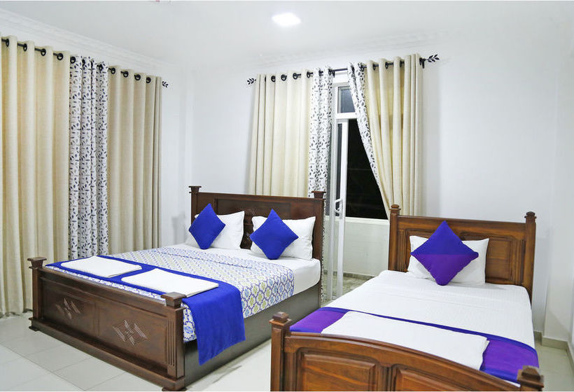 בית מלון כפרי Ronaka Airport Transit